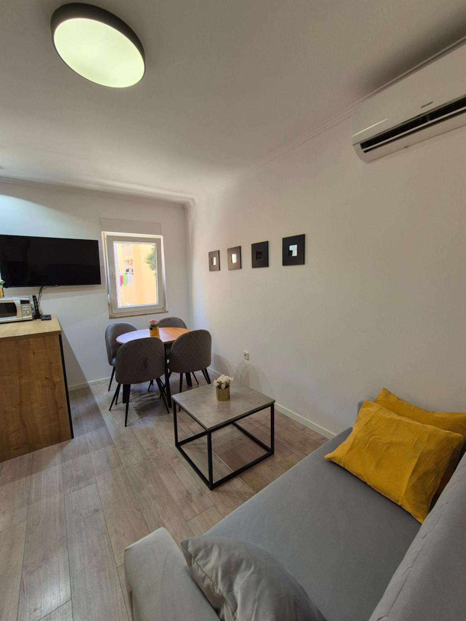 Apartments Milaroza Zadar Exterior photo